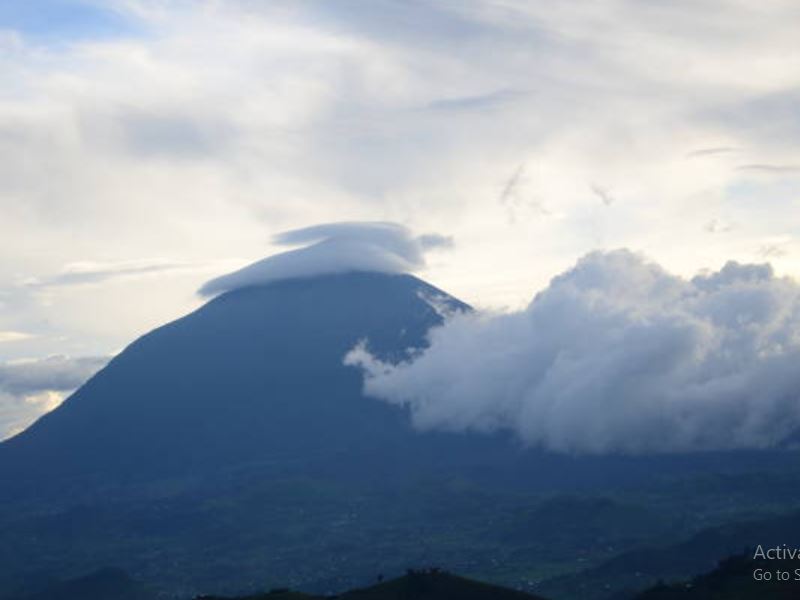 Muhabura Volcanoes one the best hiking places in Uganda